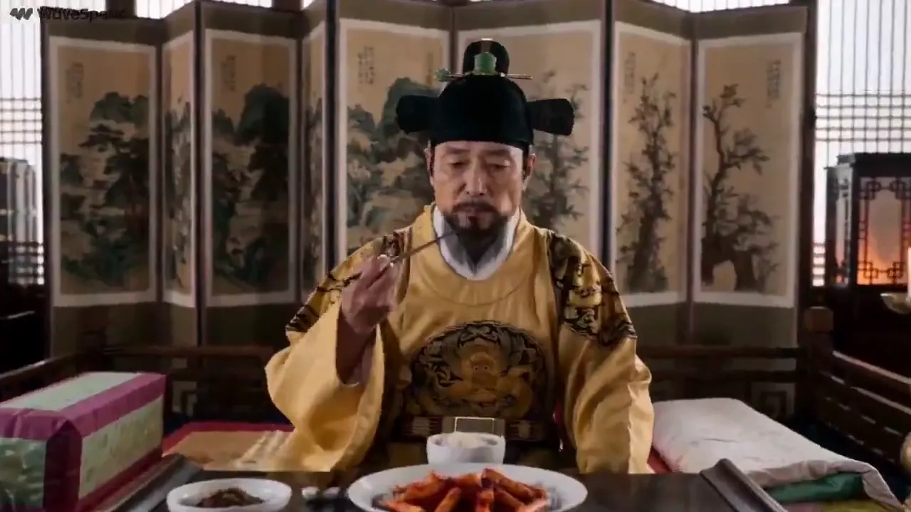 Frame from Royal kitchen romance